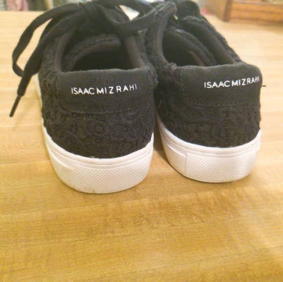 Isaac Mizrahi, Black Lacey Snk-Flats, 9, Like New - Picture 6 of 8